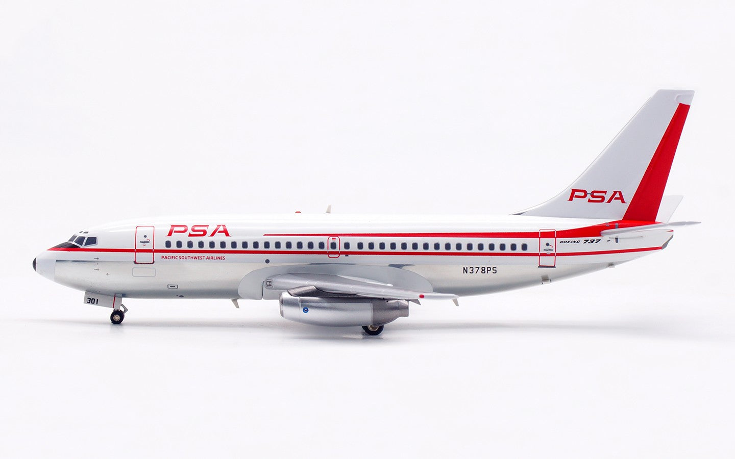1:200 InFlight PSA Boeing 737-200 Passenger Airplane Diecast Aircraft Model