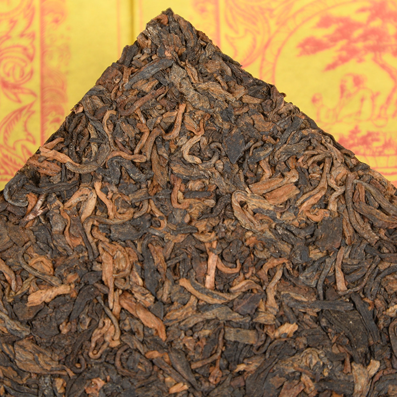 250g Yunnan Pu'er Tea Ripe Tea Golden Bud Ripe Brick Weight Loss Healthy Drink