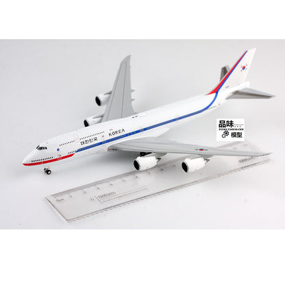 JC Wings 1/400 Korean Air Force Boeing B747-8 Presidential Plane Alloy Model