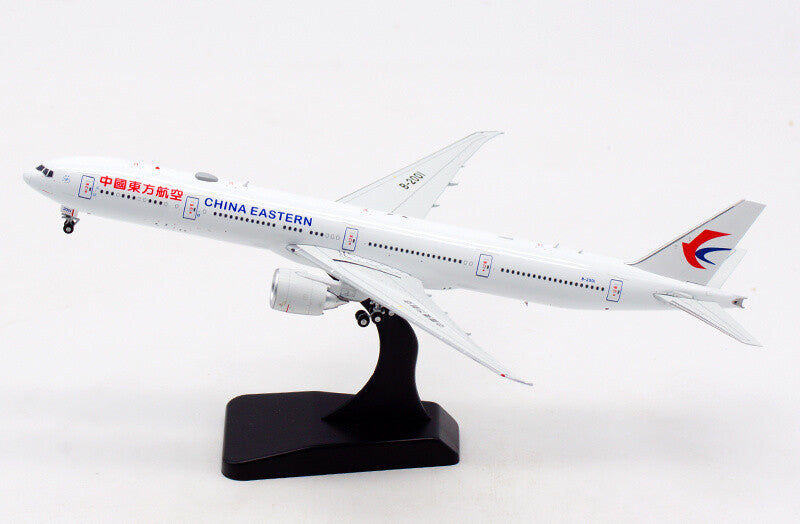 Aviation China Eastern Airlines for Boeing B777-300ER B-2001 AV4085 1:400 model