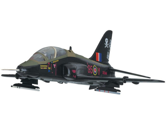 Corgi BAe Hawk T.1 XX246 / 95-Y RAF No.100 Squadron 1/72 diecast model aircraft