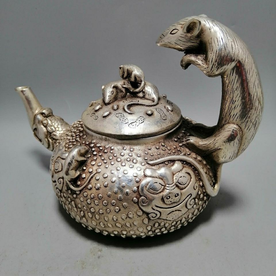 13CM Chinese Decorative Mouse Tea Pot Wine Pot Collection Crafts