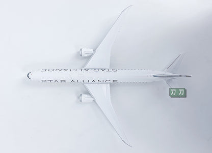 1:400 NG Models EVA AIR B787-10 Passenger Airplane Diecast Aircraft Model