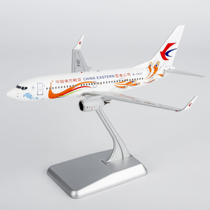 1:200 NGmodels China Eastern B737-700 Passenger Airplane Diecast Plane Model