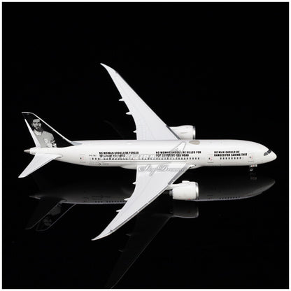 1:400 Phoenix Comlux Aruba BOEING 787-8 Plane Diecast Aircraft Aeroplane Model