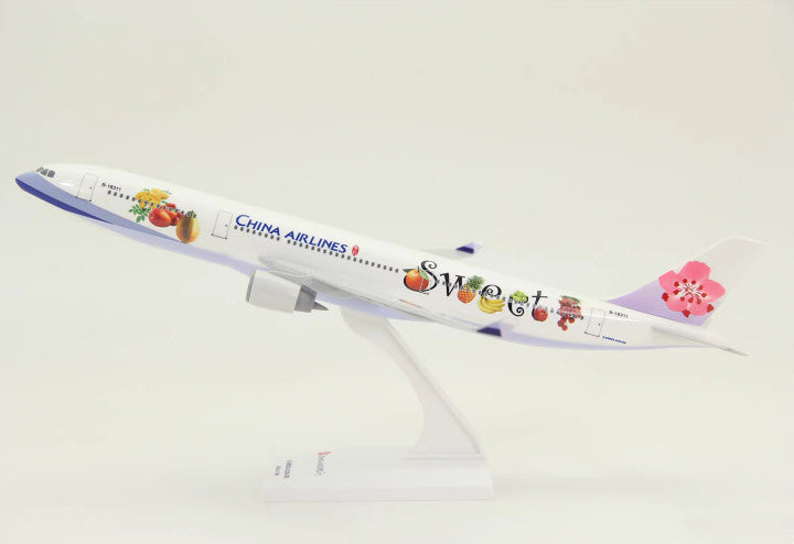 1:200 33CM RISESOON CHINA AIRLINES AIRBUS A330-300 Airplane ABS Plastic Model