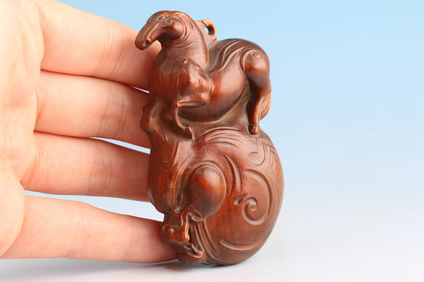 old boxwood hand carved horse Figure statue netsuke collectable gift hand piece