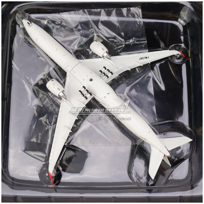1:400 JC Wings JAPAN AIRLINES AIRBUS A350-1000 Flap Down Airplane Diecast Model