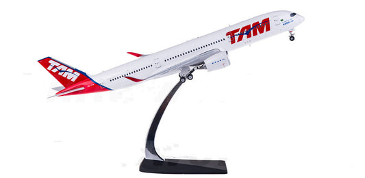 1:200 Eagle TAM Airlines Airbus A350-900 PR-XTA Passenger Airplane Diecast Model