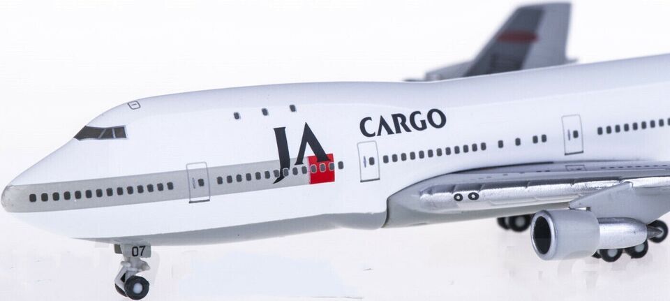 1:500 Hogan JAPAN CARGO BOEING 747-100SF Airfreighter ABS Airplane Model