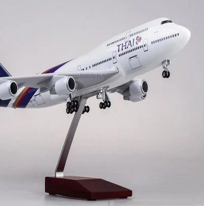 1:150 47CM THAI BOEING 747-400 Plane Aeroplane Landing Gear Resin Aircraft Model