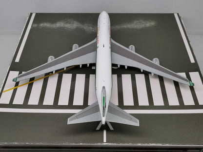 1:400 JC Wings CATHY PACIFIC BOEING B747-400 Passenger Airplane Diecast Model