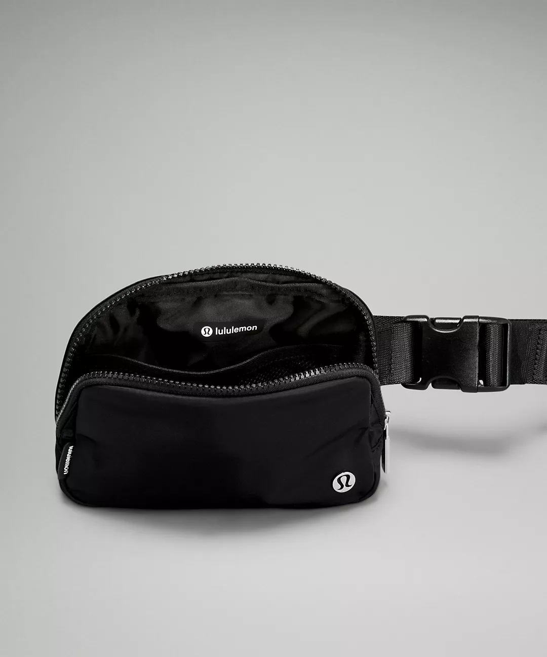 Everywhere Belt Bag Black 1L Crossbody Strap Bag Belt Bag & Fanny Pack NWT