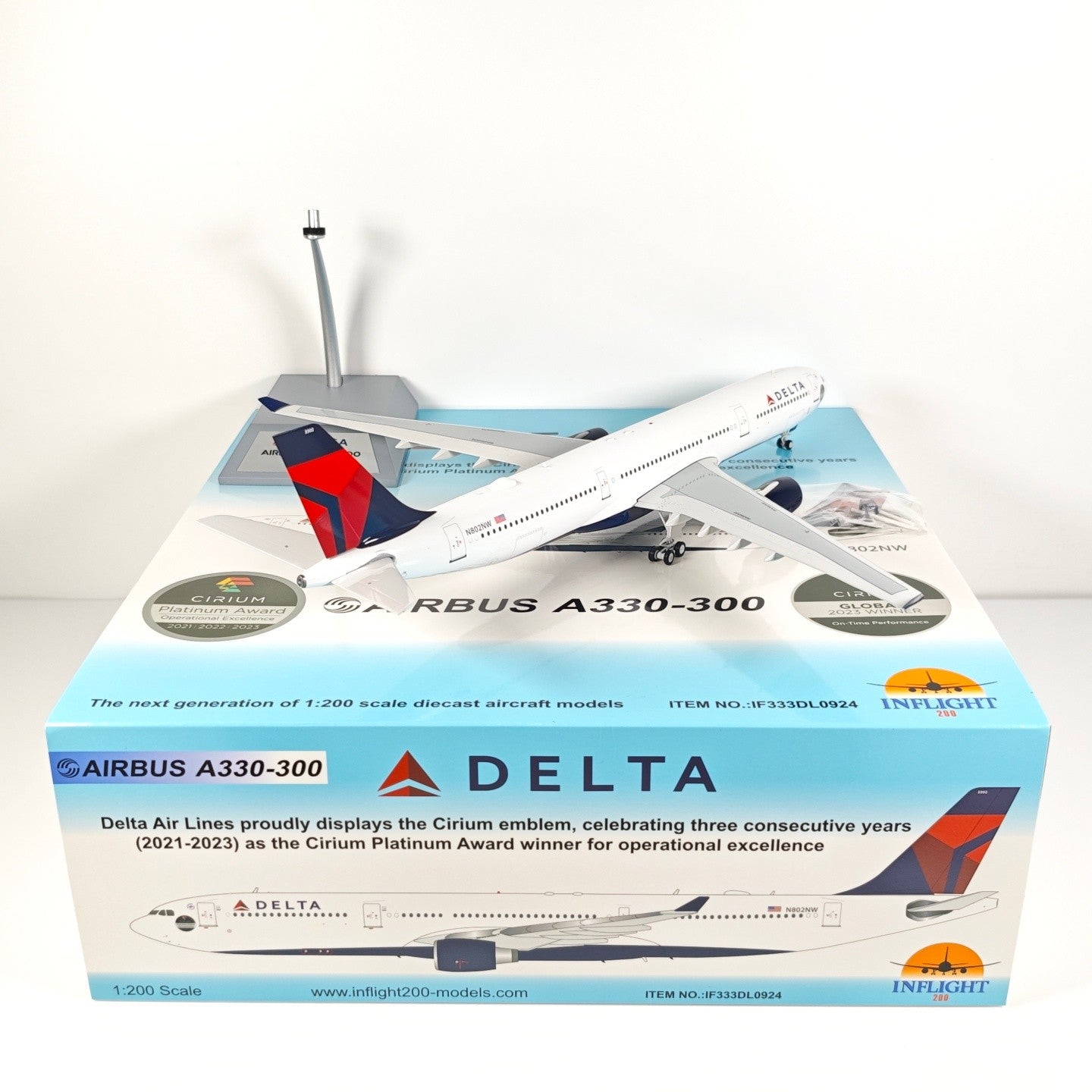 1:200 InFlight Delta Air Lines A330-300 N802NW Airplane Diecast Plane Model
