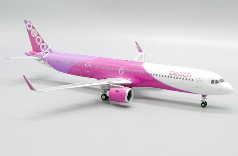 1:200 JC Wings Peach AIRBUS A321neo Passenger Airplane Diecast Aircraft Model