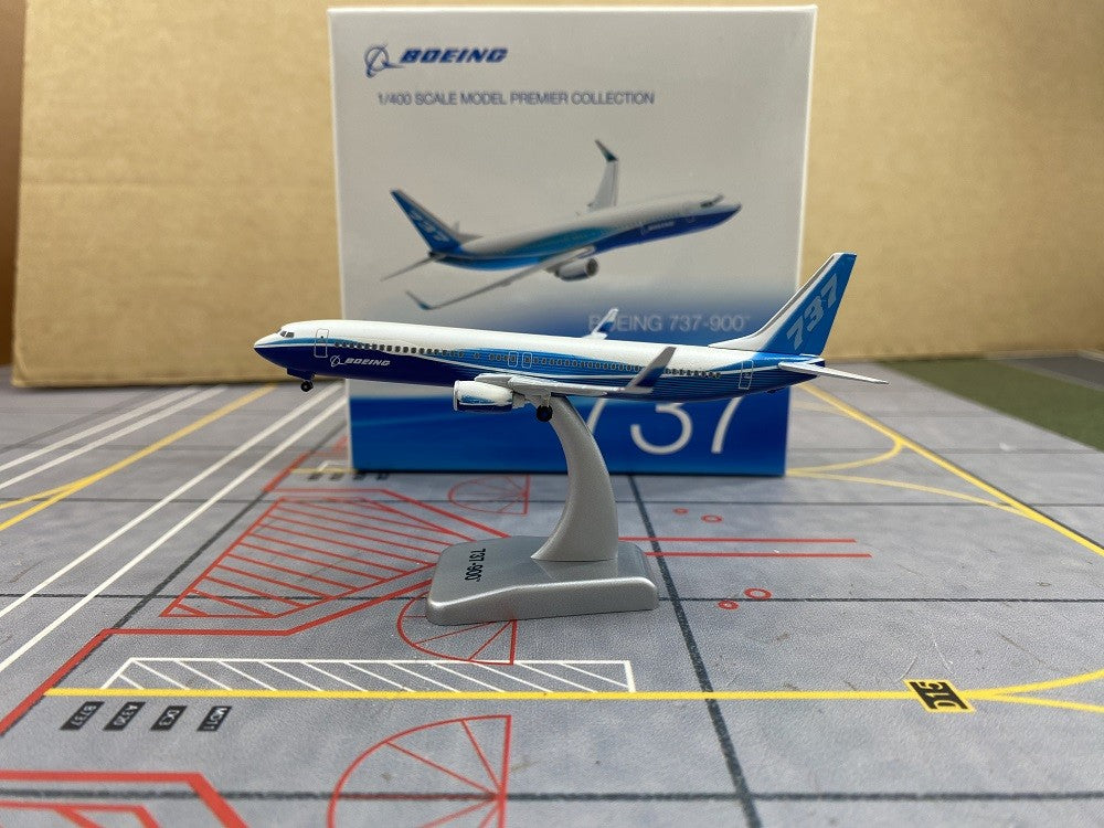 1:400 Hogan BOEING 737-900WW Passenger Plane Airplane Diecast Aircraft Model
