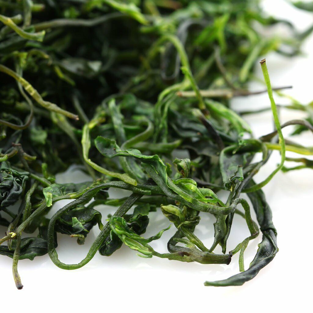 Natural Small Leaf Kuding Tea " Qing Shan Lu Shui " Bitter Tea China Herbal Tea