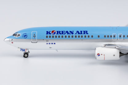 1:400 NGmodels Korean Air Boeing 737-900 Passenger Airplane Diecast Plane Model