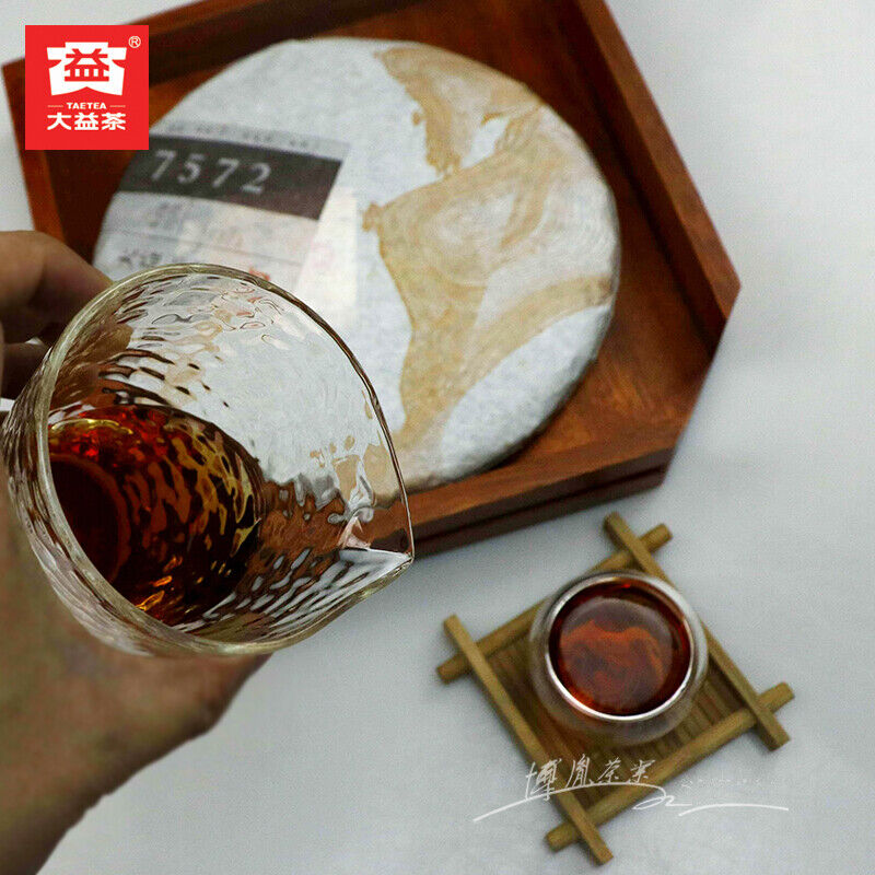 2015 TAETEA Classic 7572 Dayi Shu Puerh Menghai Tea Pu'er Ripe Puer Cake 357g