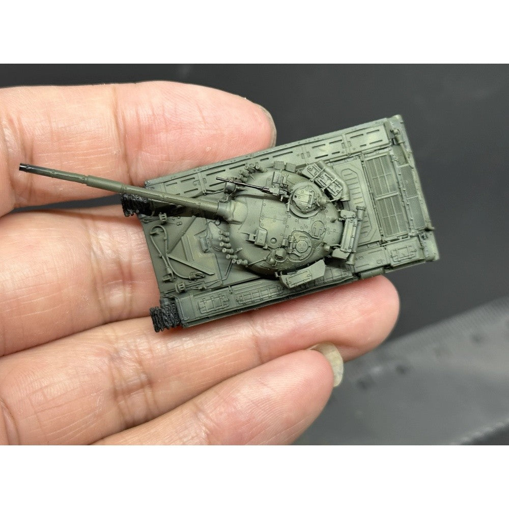 1/144 T-72A Main Battle Tank Painted Finished Model