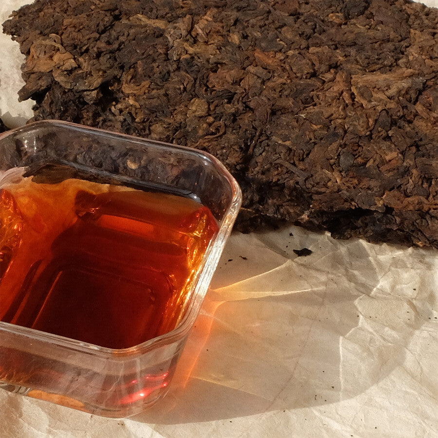 Yongde Ancient Tree Lao Cha Tou Pu-erh Tea Cake 2018 380g Ripe Pu'er Puer Tea