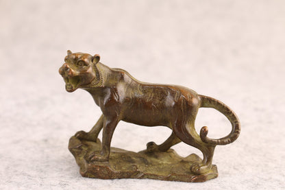 Rare bronze fengshui tiger statue netsuke collectable tea pet figure decor