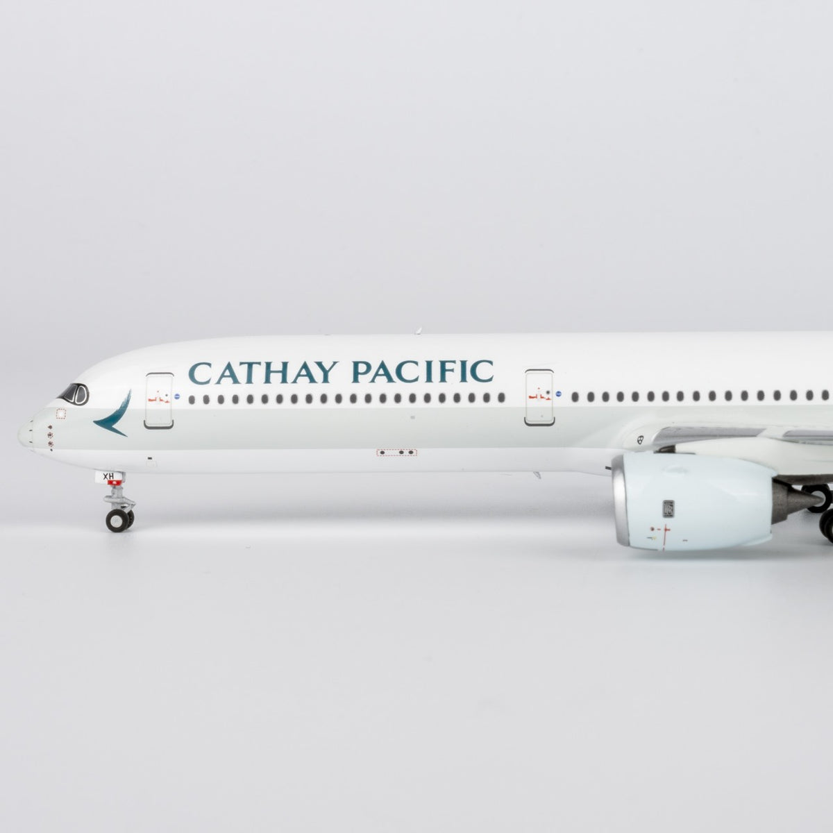 1:400 NGmodels Cathay Pacific A350-1000 Passenger Airplane Diecast Plane Model