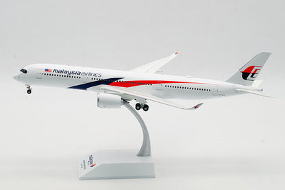 1:200 33CM JC WINGS MALAYSIA AIRLINES A350-900 Passenger Airplane Diecast Model