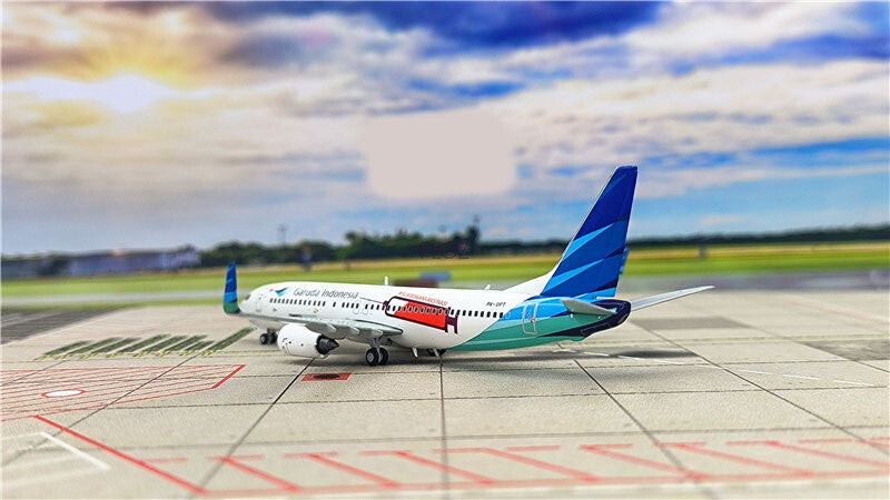 JC Wings Garuda Indonesia B737-800 PK-GFT SUKSESKANVAKSINASI 1/400 Plane Model