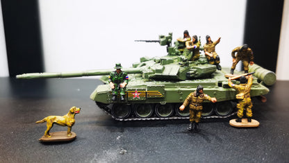 Sanrong 1/72 Modern Armored Soldier 7-Person 1 Dog Without Tank Scenario Model