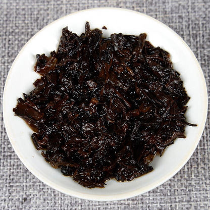 357g Top Black Tea Yunnan Pu-erh Tea Ancient Tree Pu-erh Ripe Cake Health Care