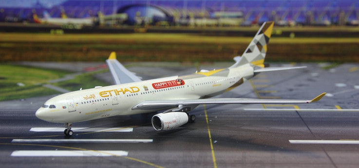 for PandaModel for Etihad Airways for Airbus A330-200 A6-EYH 1/400 plane Model
