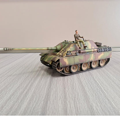 1/72 German Jagdpanther"/ ‌Panzerjager V tank destroyer No. 144 finished model