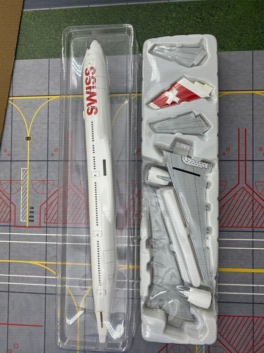 37CM 1:200 Hogan Swiss Boeing 777-300er Airplane ABS Plastic Aircraft Model