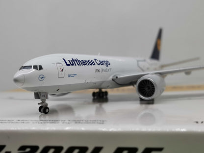1:400 JC Wings Lufthansa Cargo BOEING B777-200LRF Airplane Diecast Model