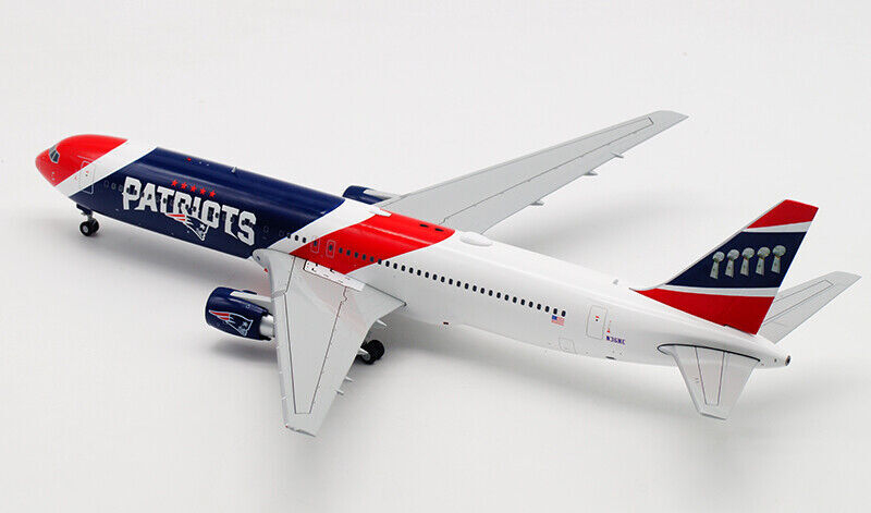 28CM 1:200 JC WINGS PATRIOTS BOEING 767-300ER Passenger Airplane Diecast Model