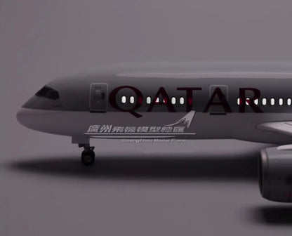 1:130 43CM QATAR BOEING 787 Passenger Plane Led Sound Light Resin Aircraft Model