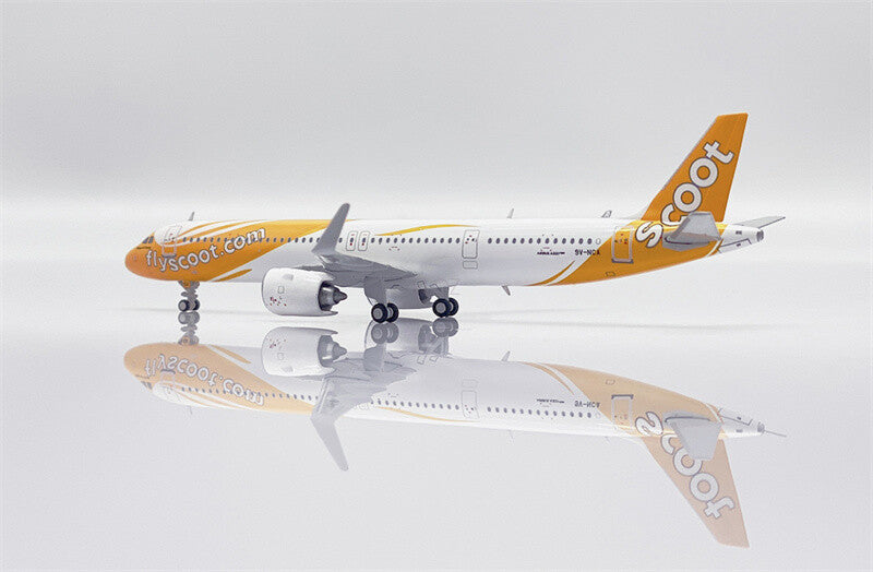 JC Wings Scoot for Airbus A321neo 9V-NCA Wings of Change 1/400 Aircraft Model