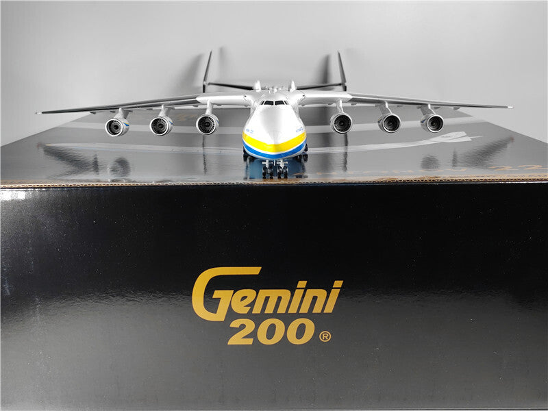 1:200 Geminijets Ukrainian airlines ANTONOV 225 Airplane Diecast Aircraft Model