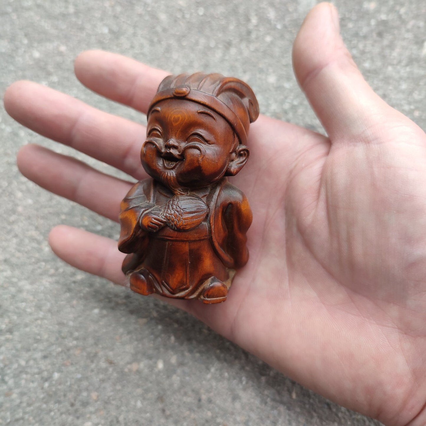 Wooden Christmas Statue Happy Zhuge Liang Figurine Boxwood Carving Children Gift