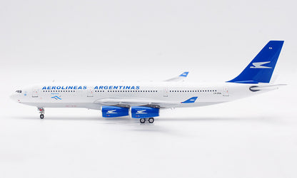1:200 30CM InFlight AEROLINEAS ARGENTINAS AIRBUS A340-200 Airplane Diecast Model