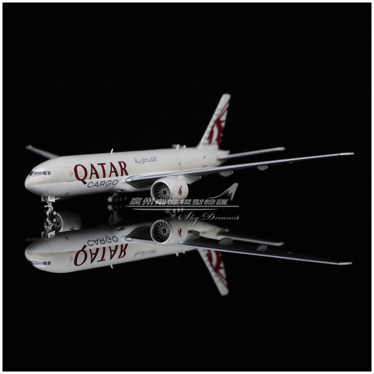 1:400 GeminiJets QATAR Cargo BOEING 777-200LRF Airplane Diecast Aircraft Model