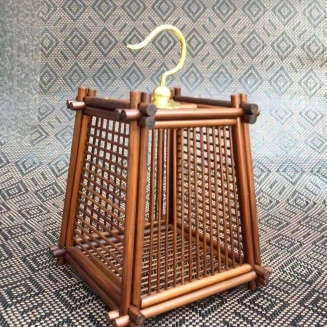 Handmade Brown Bamboo Katydid Cricket Cage Mortise Tenon Hanging Insect Box