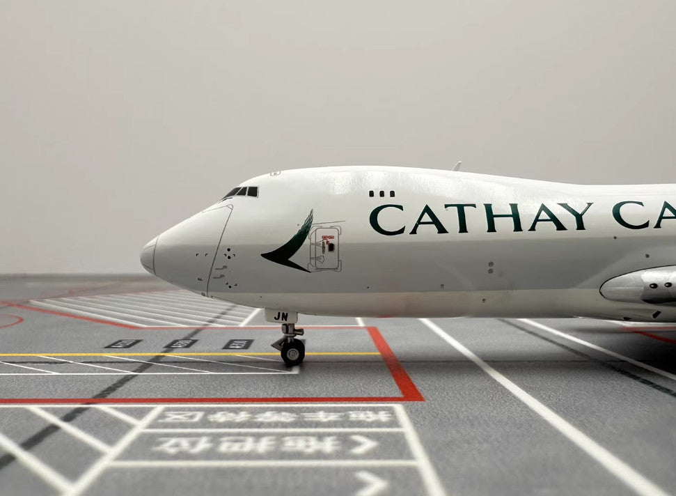 1:400 YY Wings CATHAY PACIFIC CARGO BOEING B747-8F Plane Aircraft Diecast Model