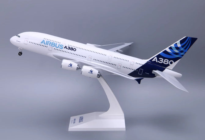 1:200 37CM RISESOON AIRBUS A380 Passenger Airplane ABS Plastic Aircraft Model
