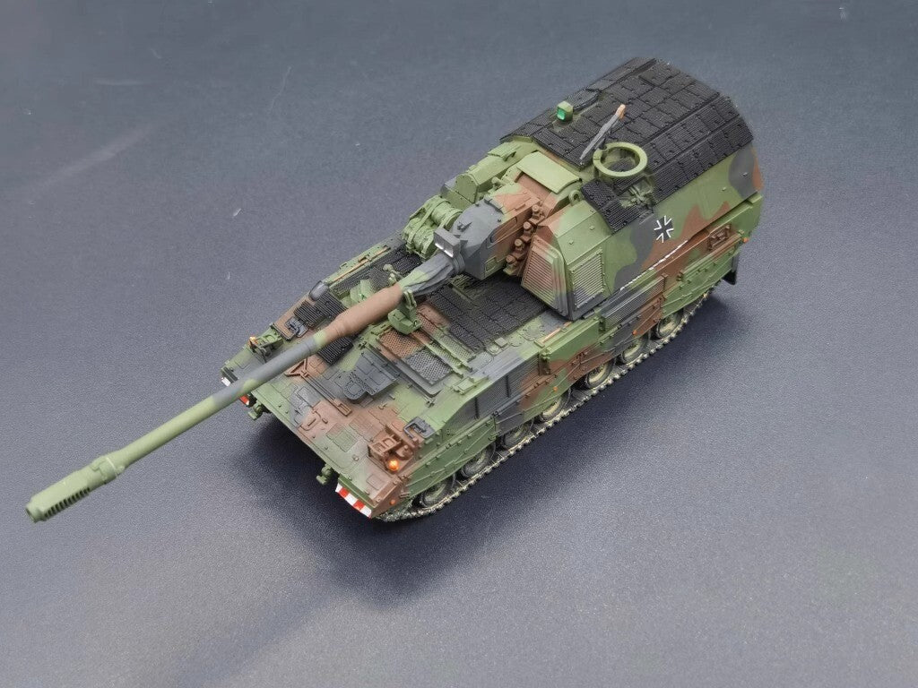 1/72 German PZH2000 Self-propelled Howitzer Heavy Armor Tank Model Finished