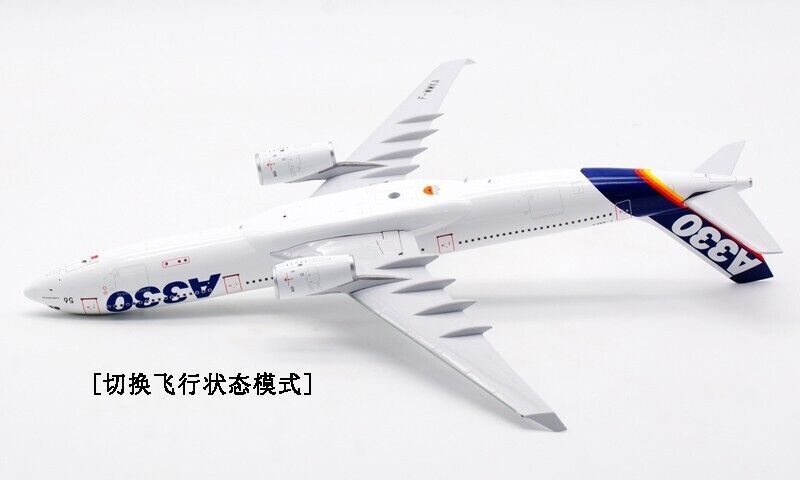 1:200 32CM InFlight AIRBUS A330-300 Passenger Airplane Diecast Aircraft Model