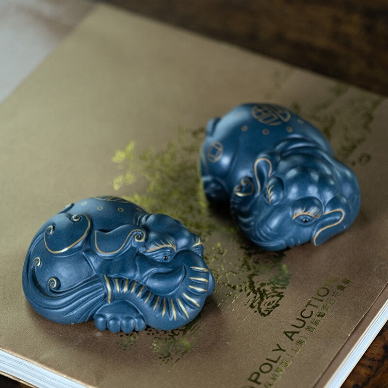 Creative Artware Table Decoration Yixing Zisha Green Clay Tea Pet Elephant China