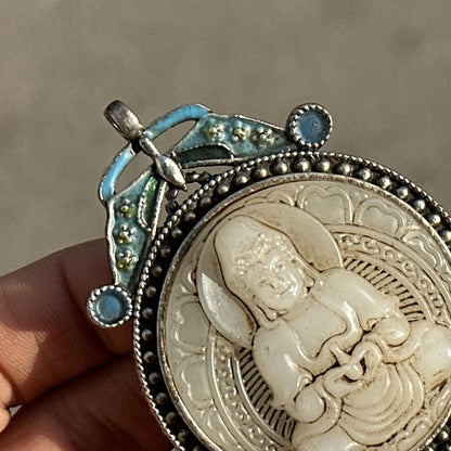 Vintage Guanyin Pendant Cloisonne Enamel Jade-like Amulet Charm
