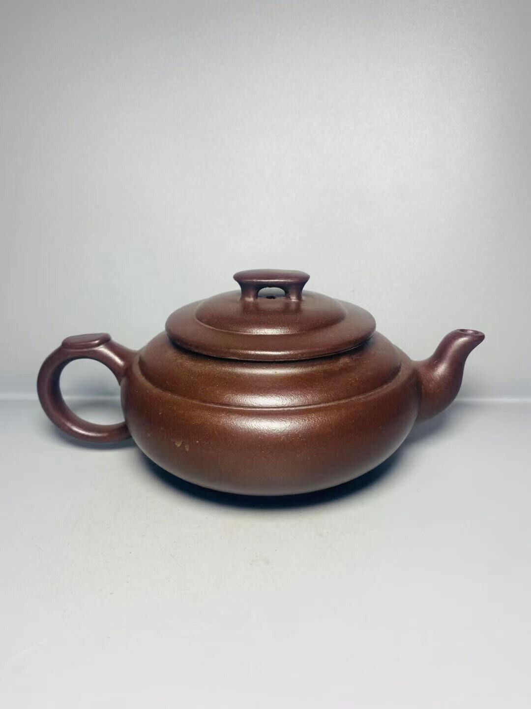 Chinese Yixing Zisha Clay Handmade Exquisite Teapot(上新桥 底款：顾景舟)